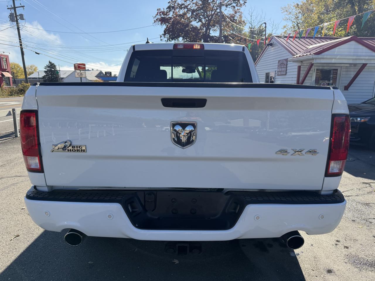 RAM 1500 Classic Big Horn 4x4 Crew Cab 5'7" Box 2019