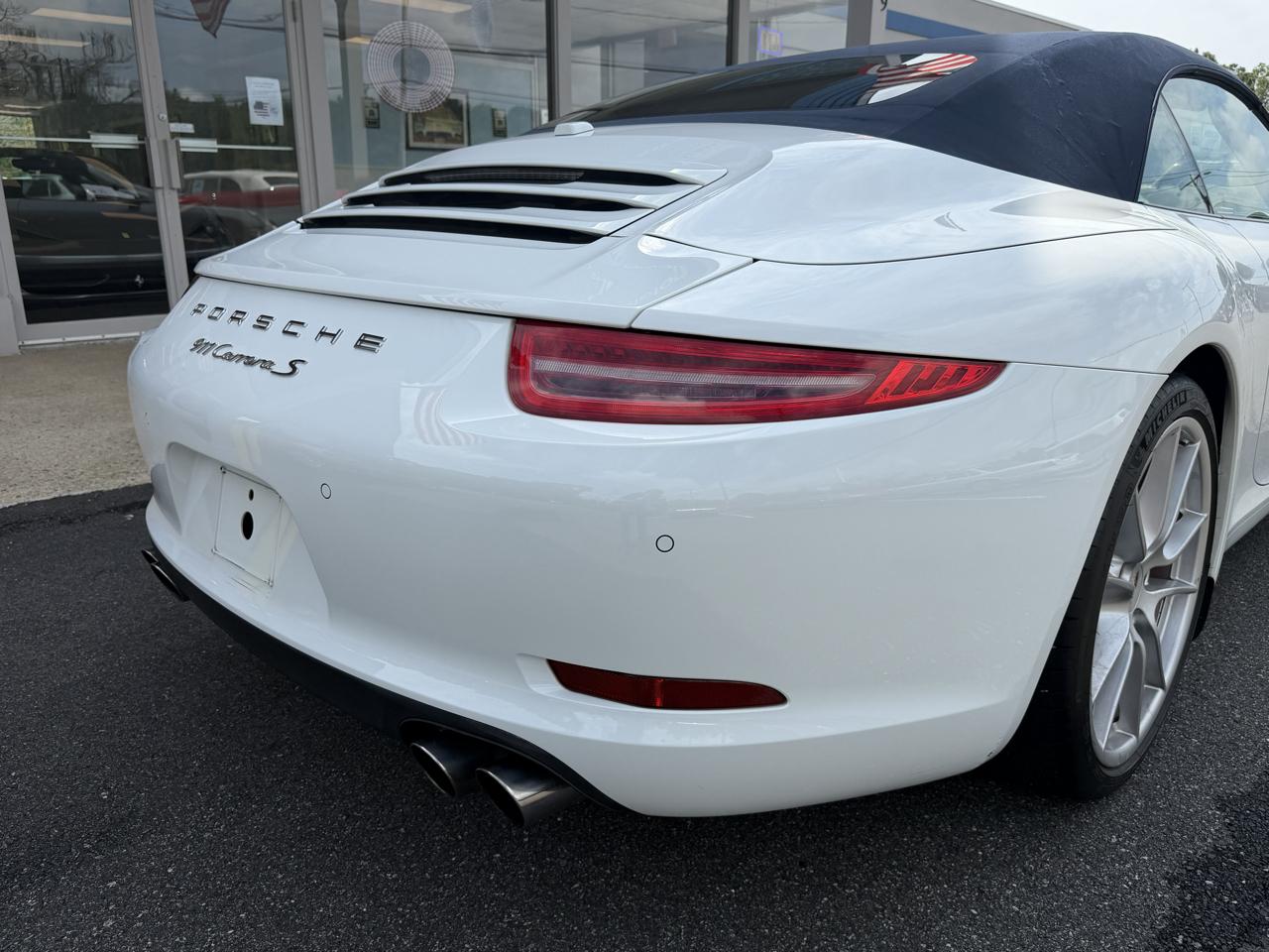 Porsche 911 Carrera S Cabriolet 2013