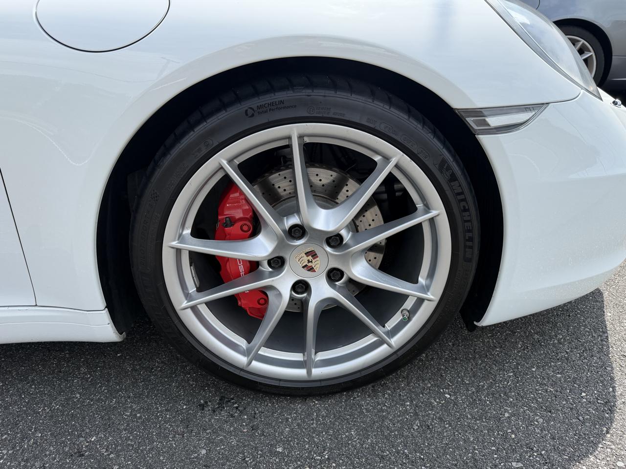 Porsche 911 Carrera S Cabriolet 2013
