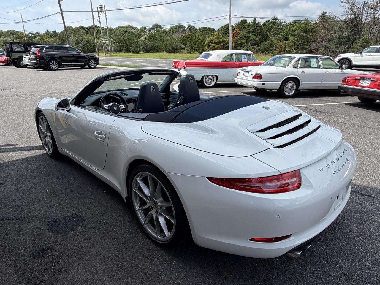 Porsche 911 Carrera S Cabriolet 2013