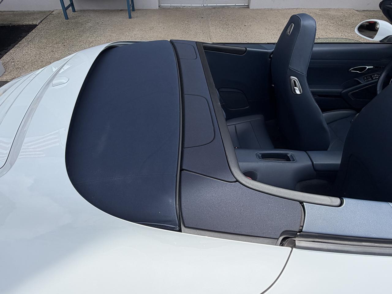 Porsche 911 Carrera S Cabriolet 2013