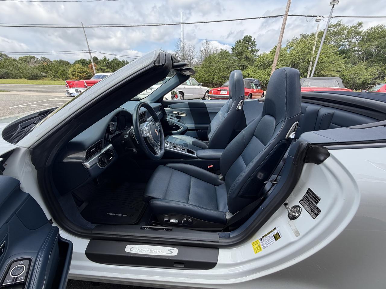 Porsche 911 Carrera S Cabriolet 2013
