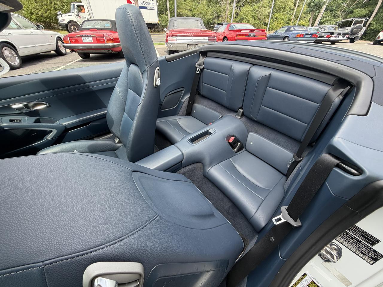 Porsche 911 Carrera S Cabriolet 2013