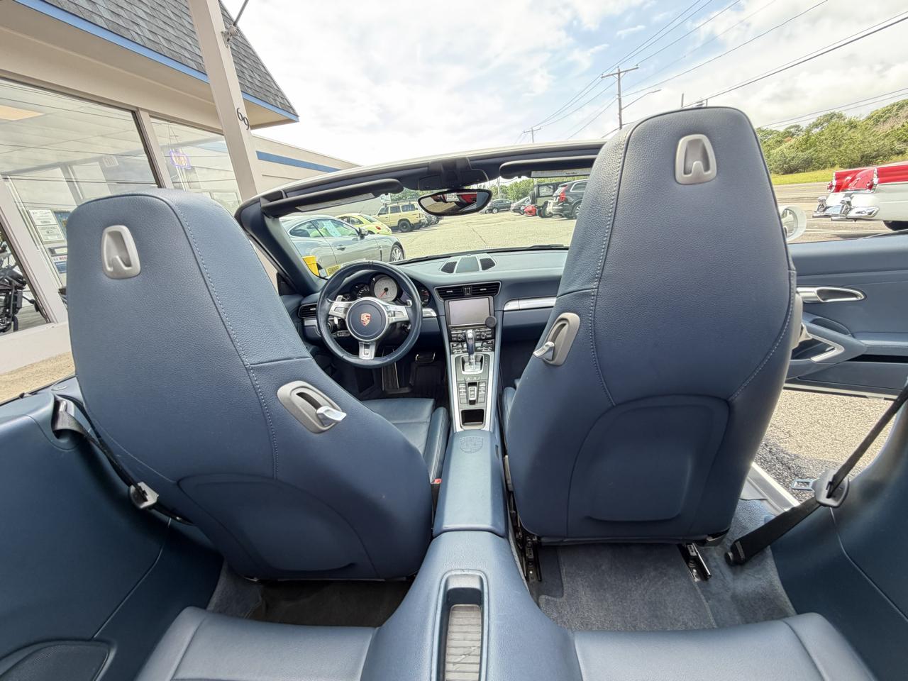 Porsche 911 Carrera S Cabriolet 2013