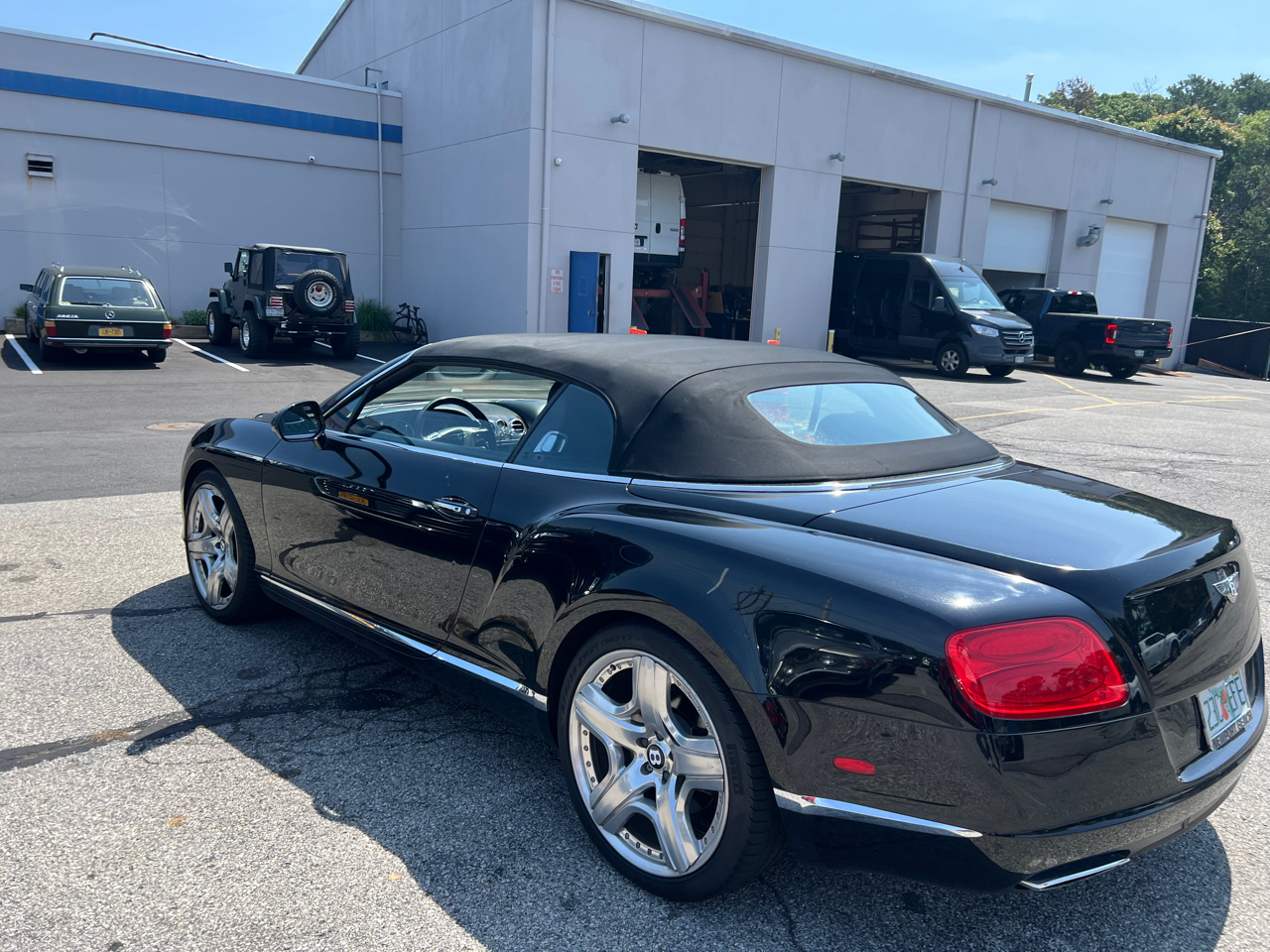 Bentley Continental GTC Convertible 2012