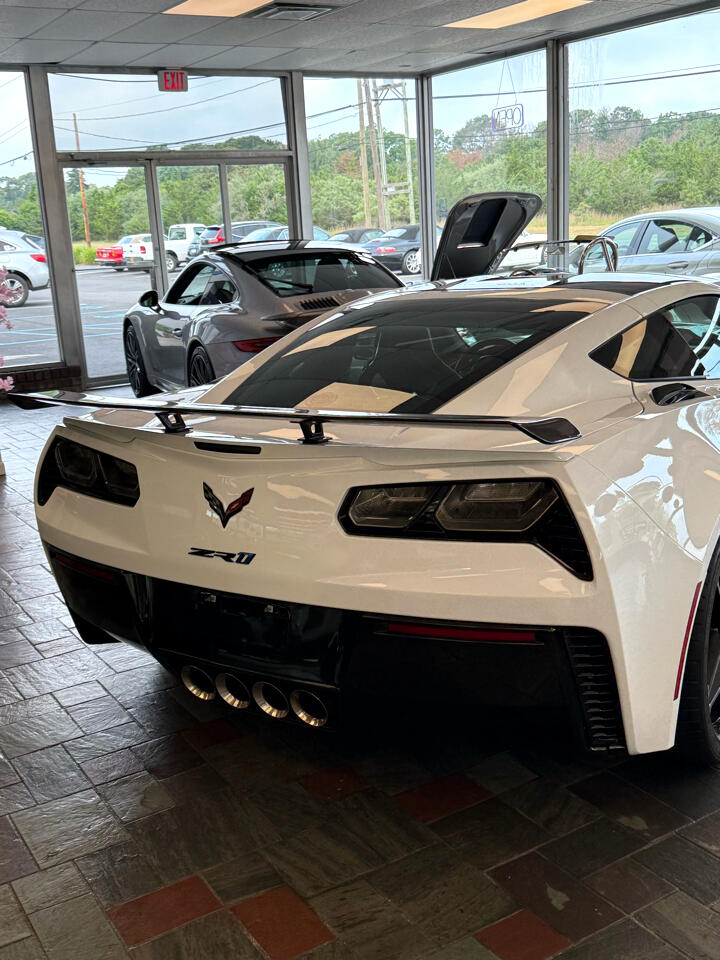 Chevrolet Corvette ZR1 Premium 3ZR Coupe Manual 2019 Chevrolet Corvette ZR1 Premium 3ZR Coupe Manual 2019