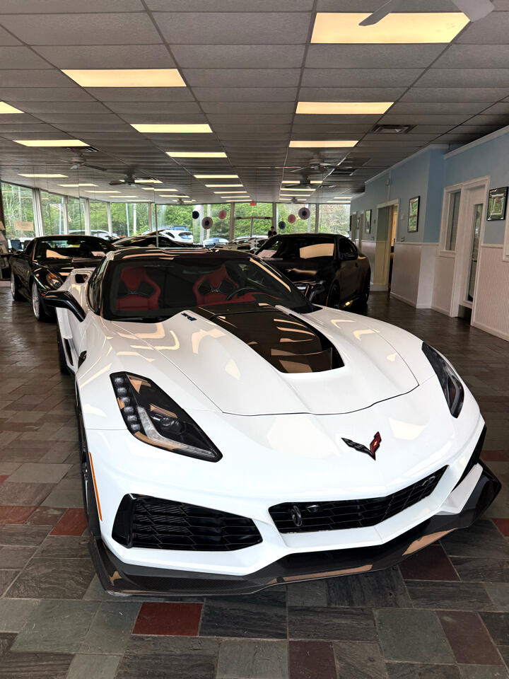 Chevrolet Corvette ZR1 Premium 3ZR Coupe Manual 2019 Chevrolet Corvette ZR1 Premium 3ZR Coupe Manual 2019