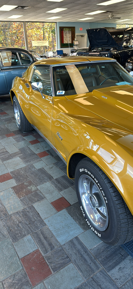 Chevrolet Corvette 2D Coupe 1973