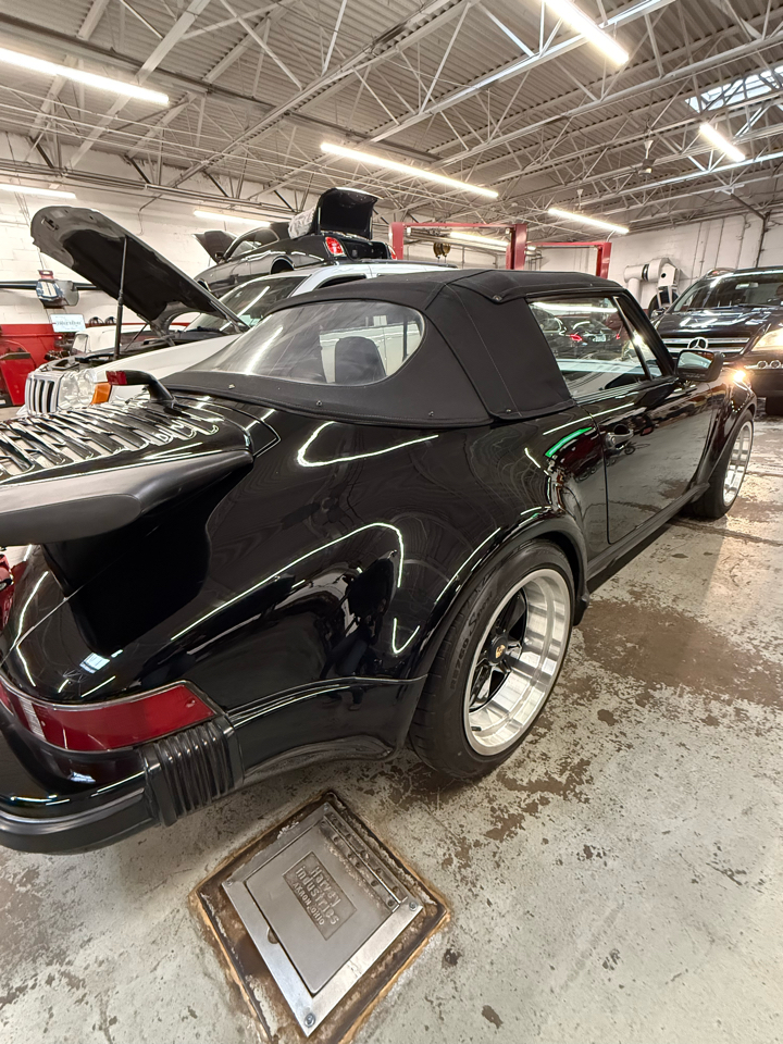 Porsche 911 Wide Body 1988