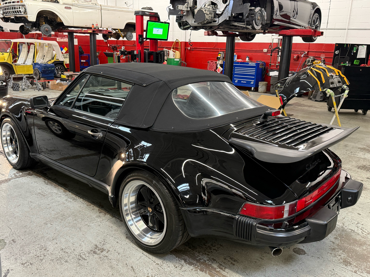 Porsche 911 Wide Body 1988