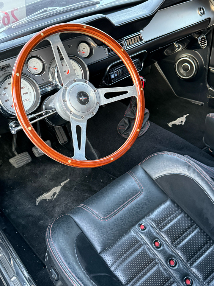 Ford Mustang 2-Door Hatchback 1968