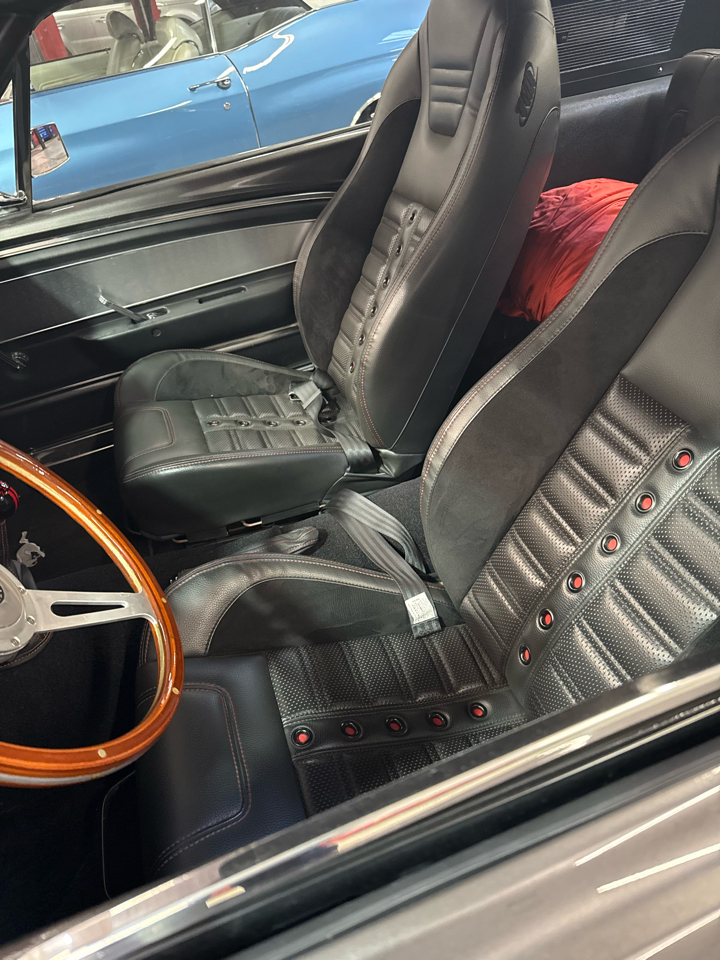 Ford Mustang 2-Door Hatchback 1968