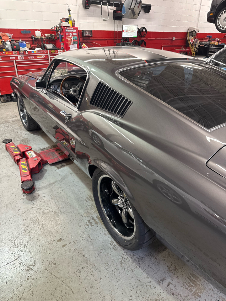 Ford Mustang 2-Door Hatchback 1968