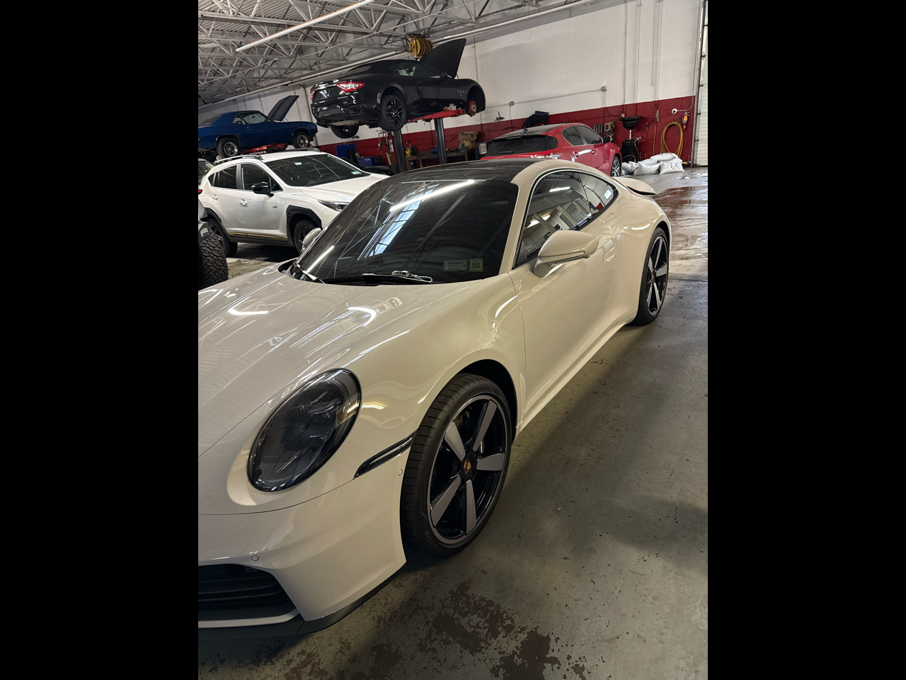 Porsche 911 Carrera Coupe 2025