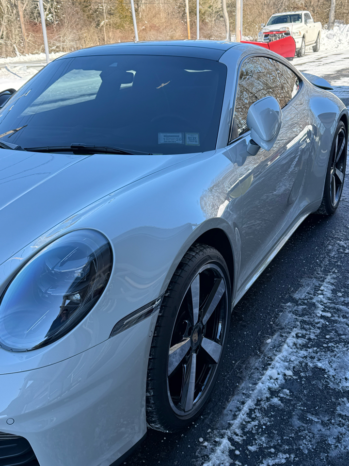 Porsche 911 Carrera Coupe 2025
