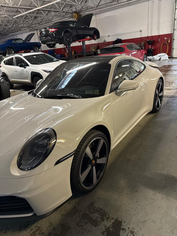 Porsche 911 Carrera Coupe 2025