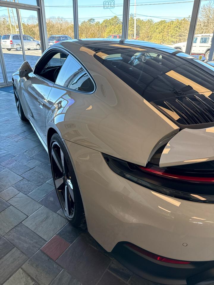 Porsche 911 Carrera Coupe 2025