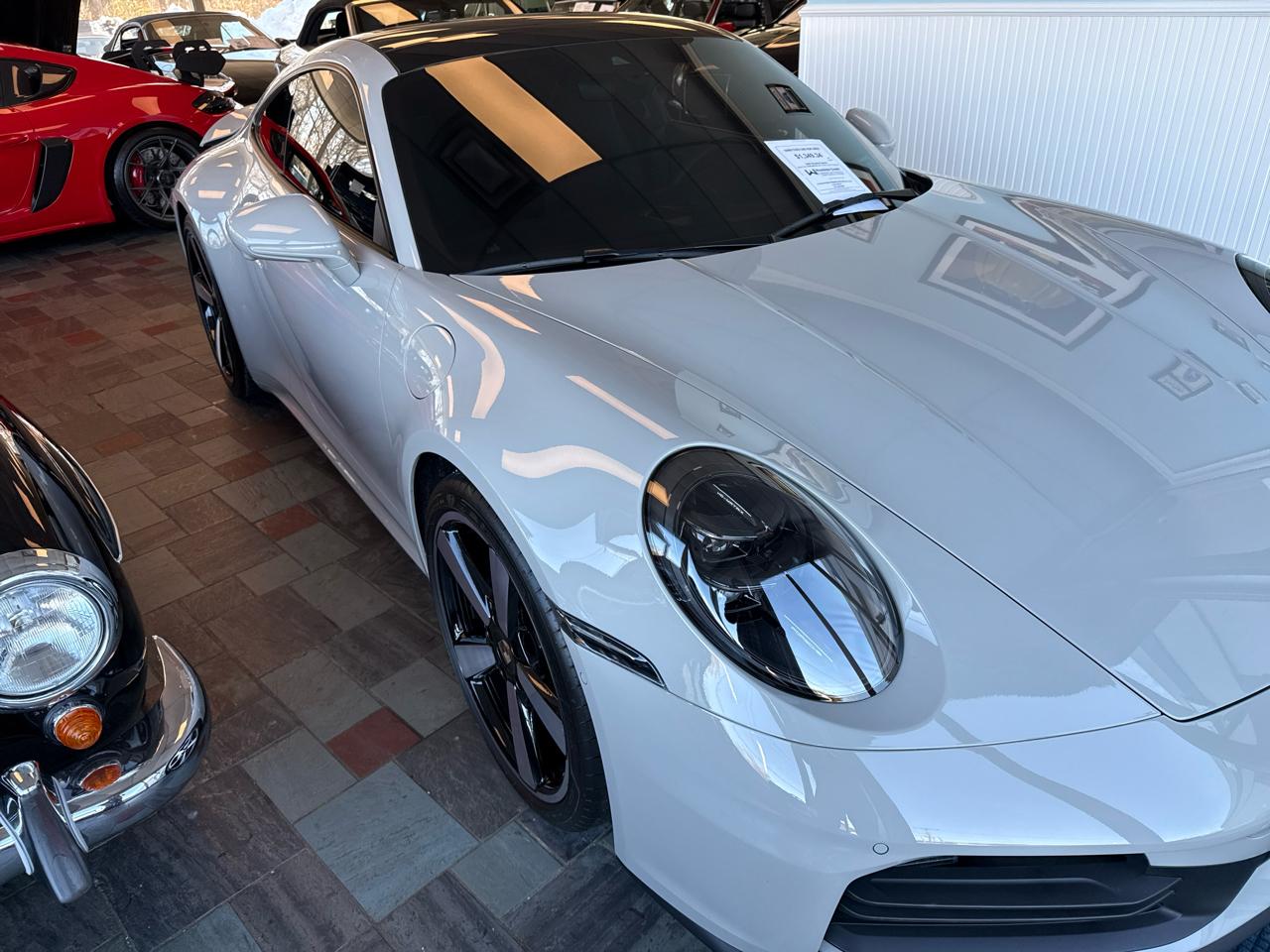 Porsche 911 Carrera Coupe 2025