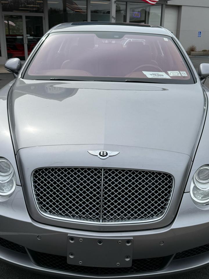 Bentley Continental Flying Spur Sedan 2006