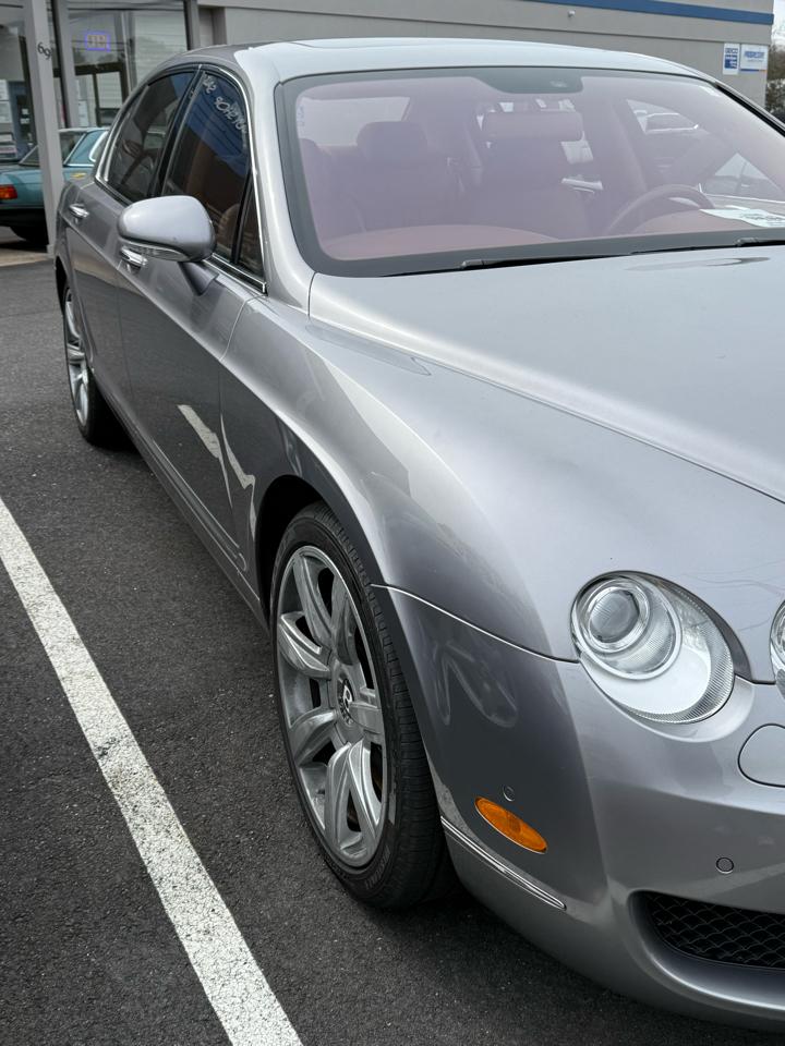 Bentley Continental Flying Spur Sedan 2006