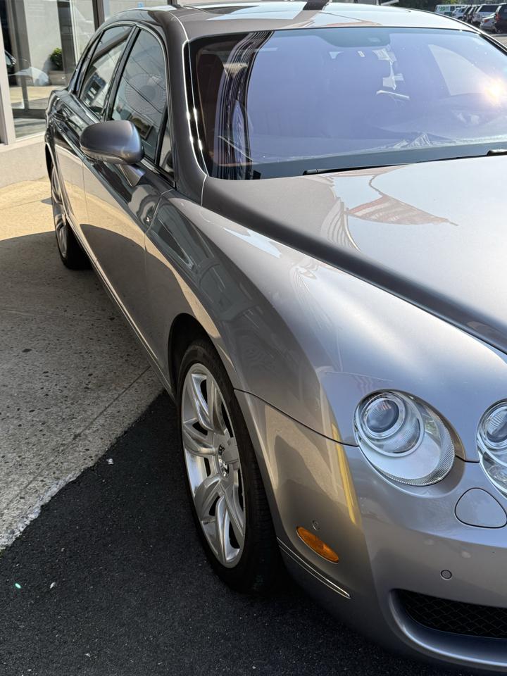 Bentley Continental Flying Spur Sedan 2006