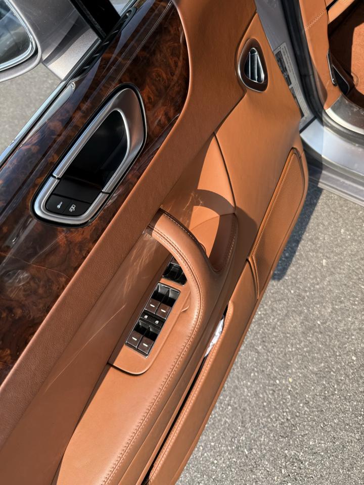 Bentley Continental Flying Spur Sedan 2006