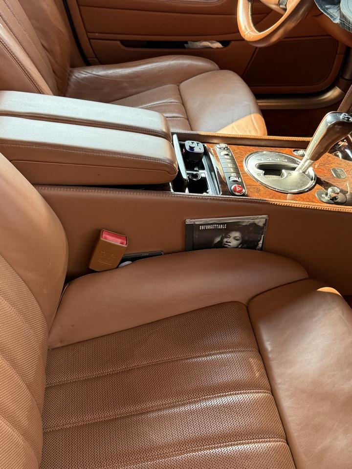 Bentley Continental Flying Spur Sedan 2006
