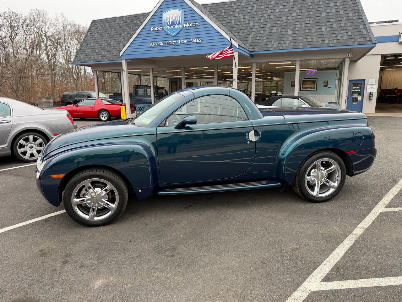 Chevrolet SSR Base 2006