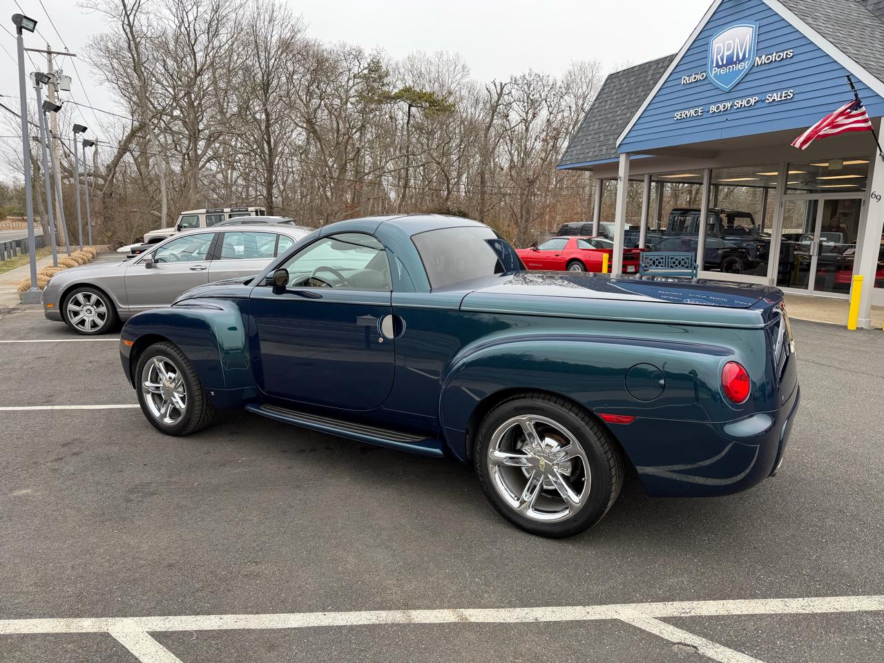 Chevrolet SSR Base 2006