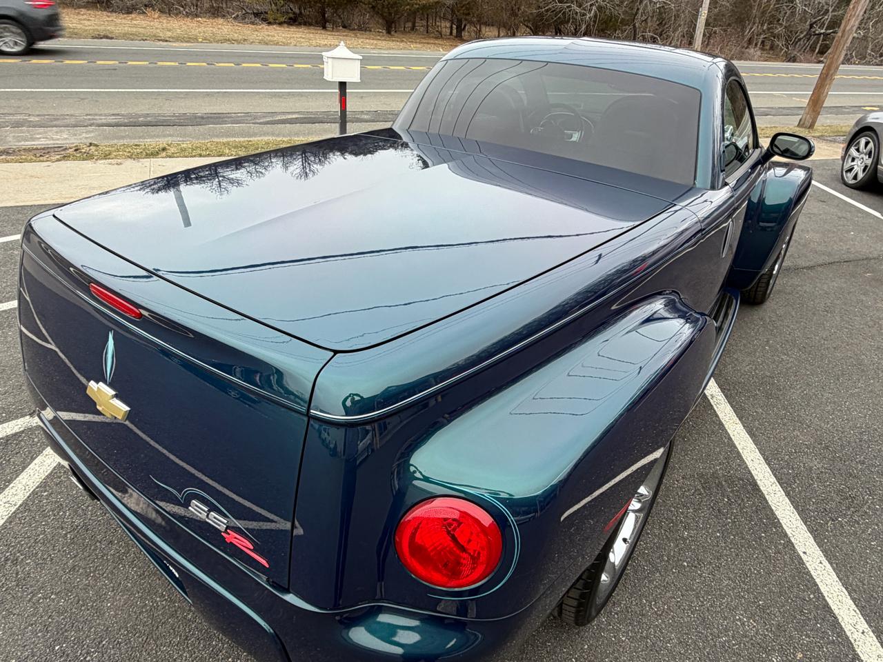 Chevrolet SSR Base 2006