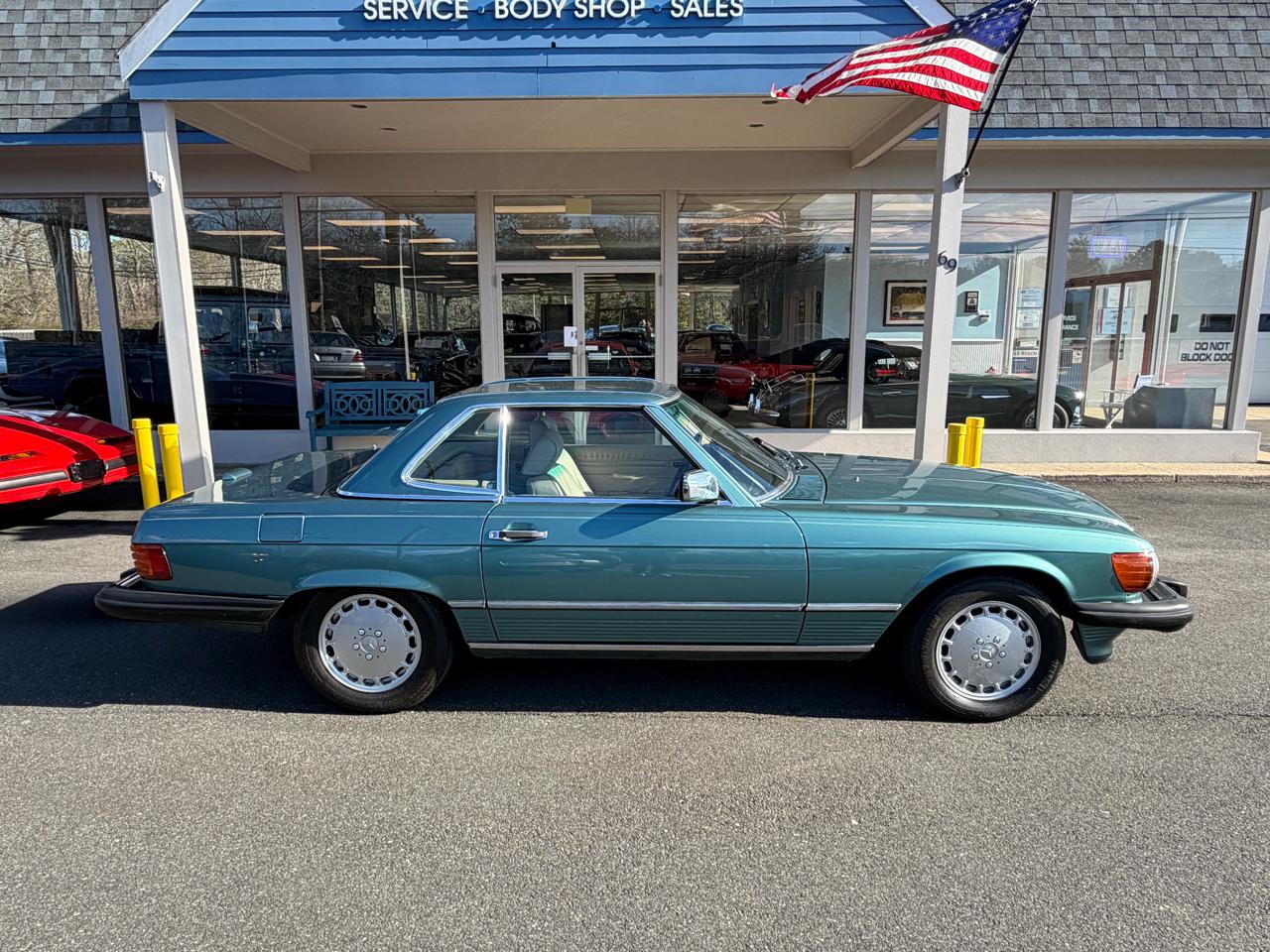 Mercedes-Benz 560 SL coupe 1989