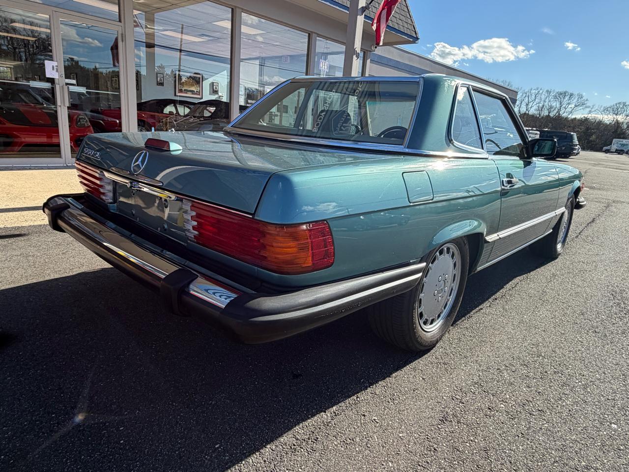 Mercedes-Benz 560 SL coupe 1989
