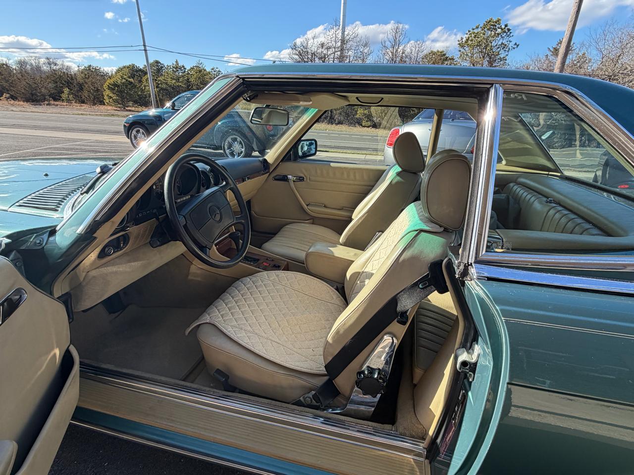 Mercedes-Benz 560 SL coupe 1989