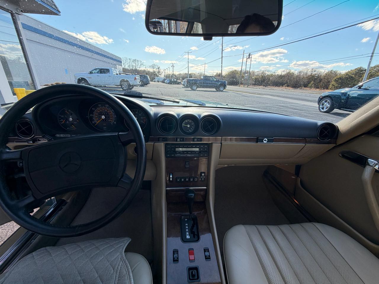 Mercedes-Benz 560 SL coupe 1989