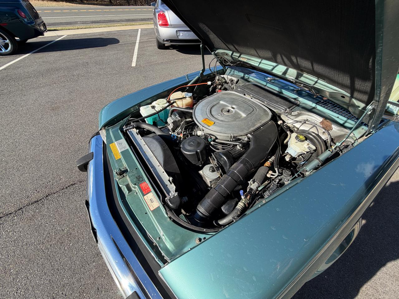 Mercedes-Benz 560 SL coupe 1989