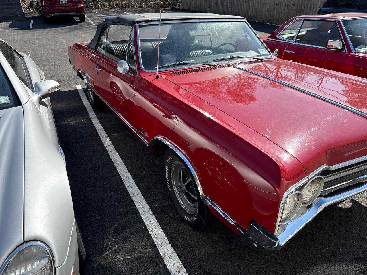 Oldsmobile Cutlass Convertible 1965