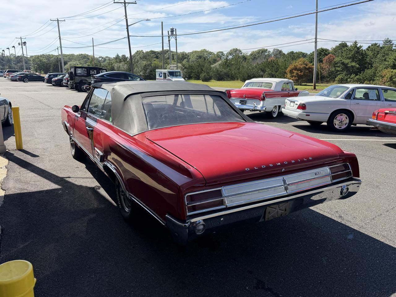 Oldsmobile Cutlass Convertible 1965