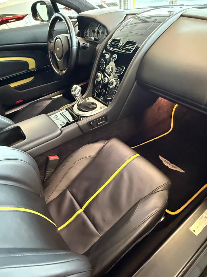 Aston Martin V12 Vantage S Coupe 7M 2017