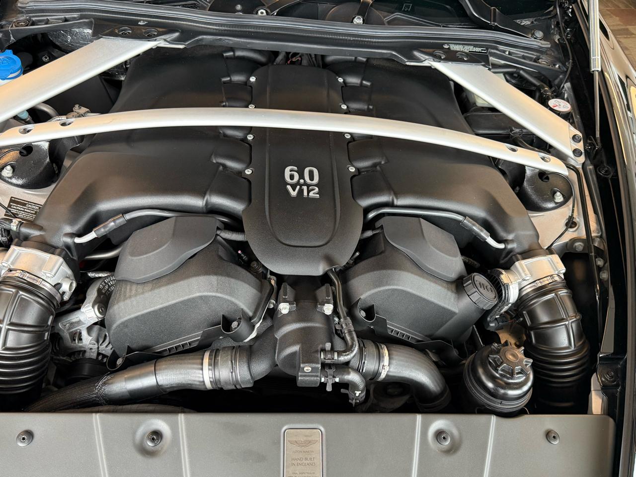 Aston Martin V12 Vantage S Coupe 7M 2017