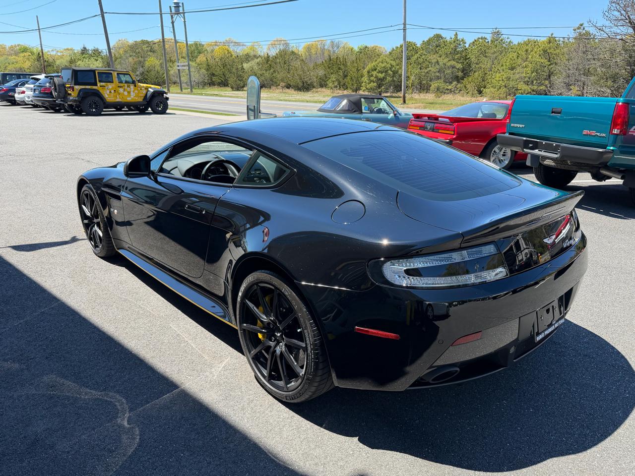 Aston Martin V12 Vantage S Coupe 7M 2017