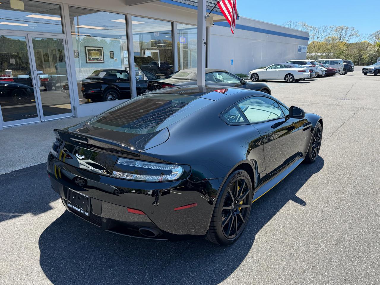 Aston Martin V12 Vantage S Coupe 7M 2017