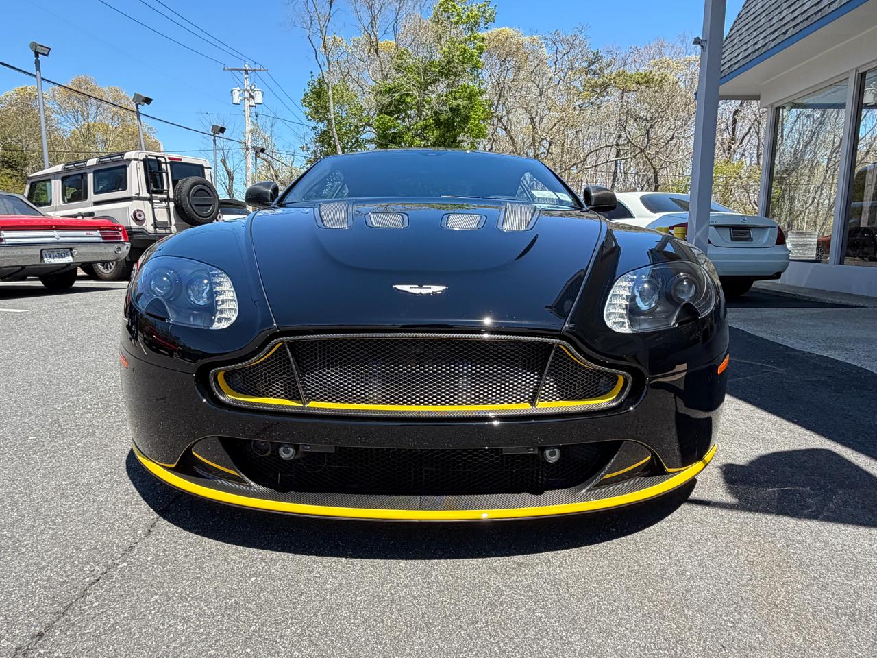 Aston Martin V12 Vantage S Coupe 7M 2017