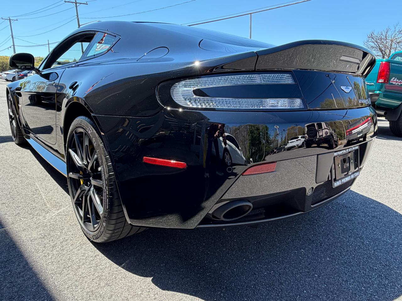 Aston Martin V12 Vantage S Coupe 7M 2017