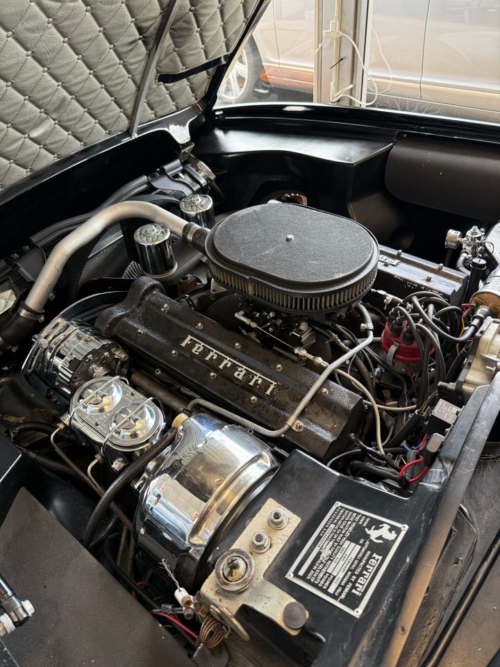 Ferrari 365 GTC/4  1972