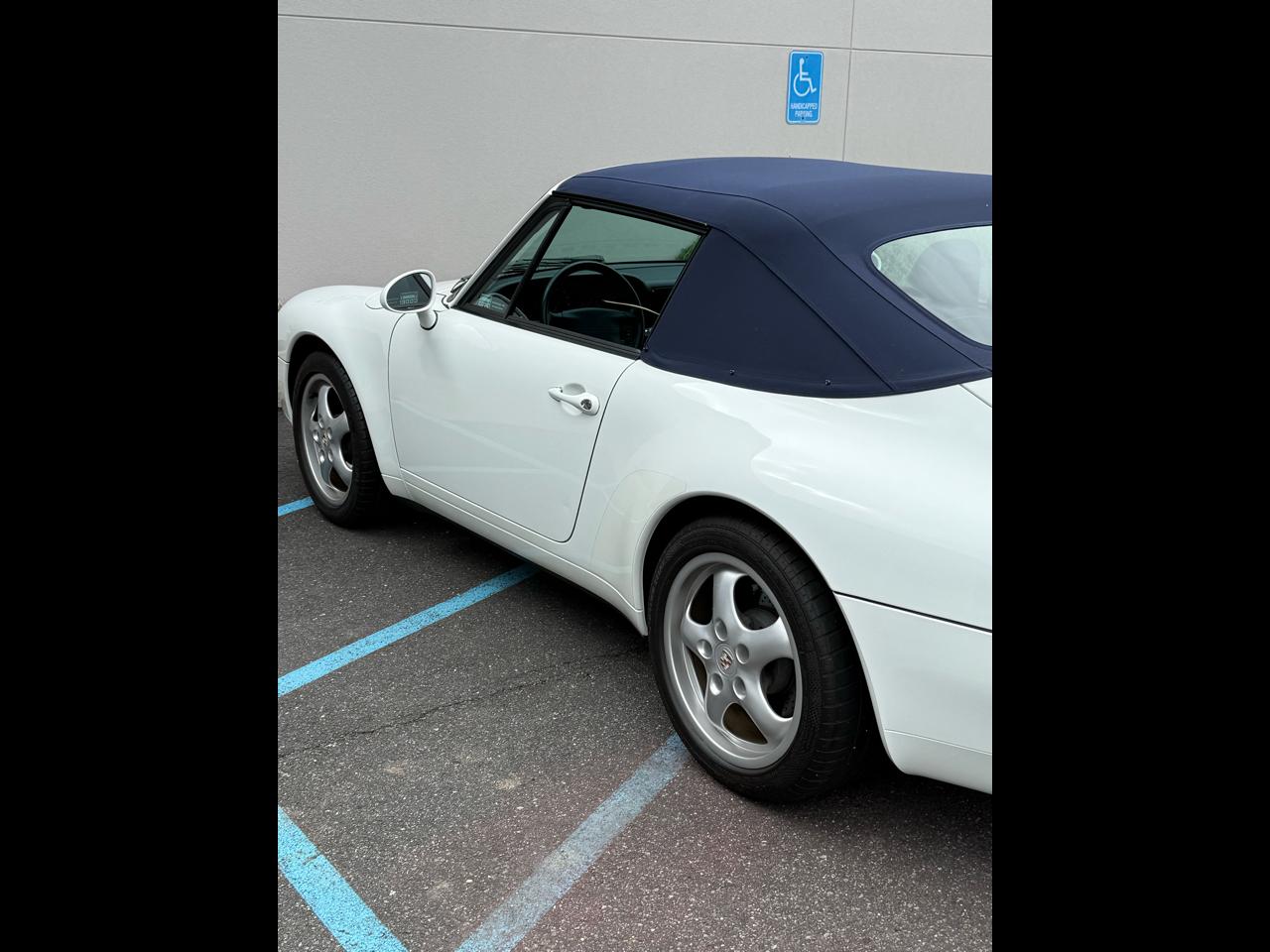 Porsche 911 Carrera Cabriolet 1996