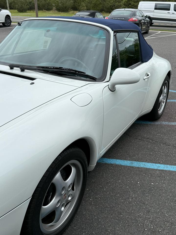Porsche 911 Carrera Cabriolet 1996