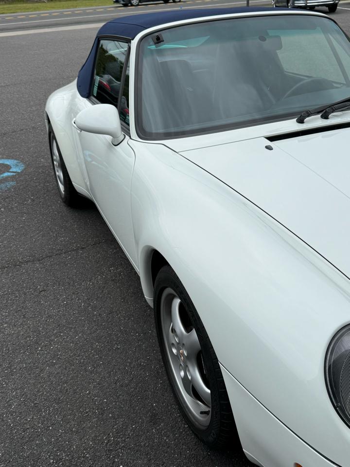 Porsche 911 Carrera Cabriolet 1996