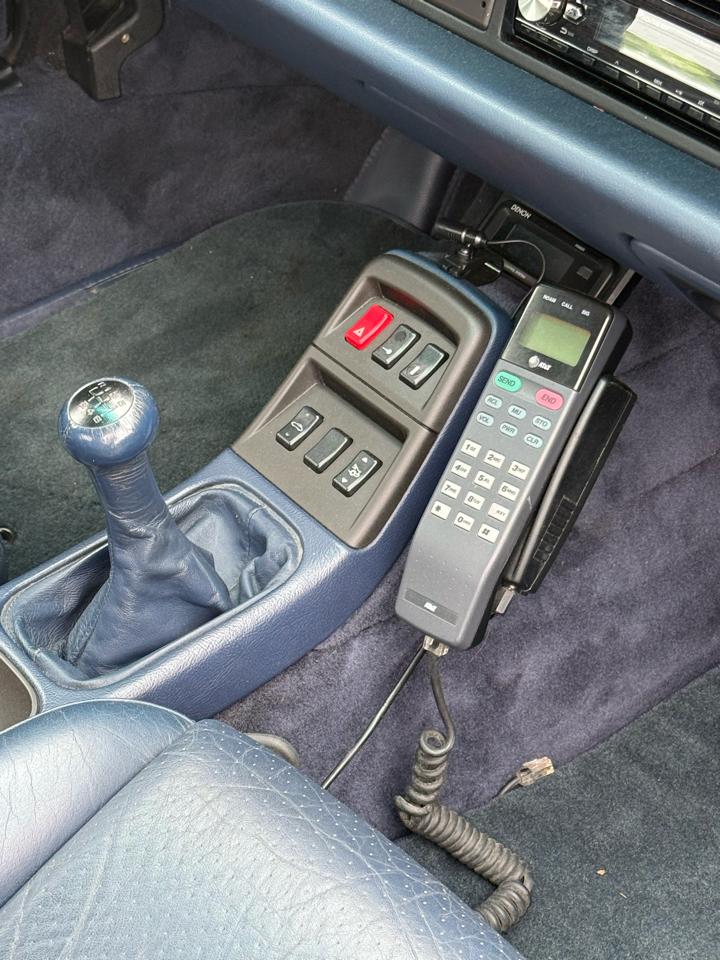 Porsche 911 Carrera Cabriolet 1996