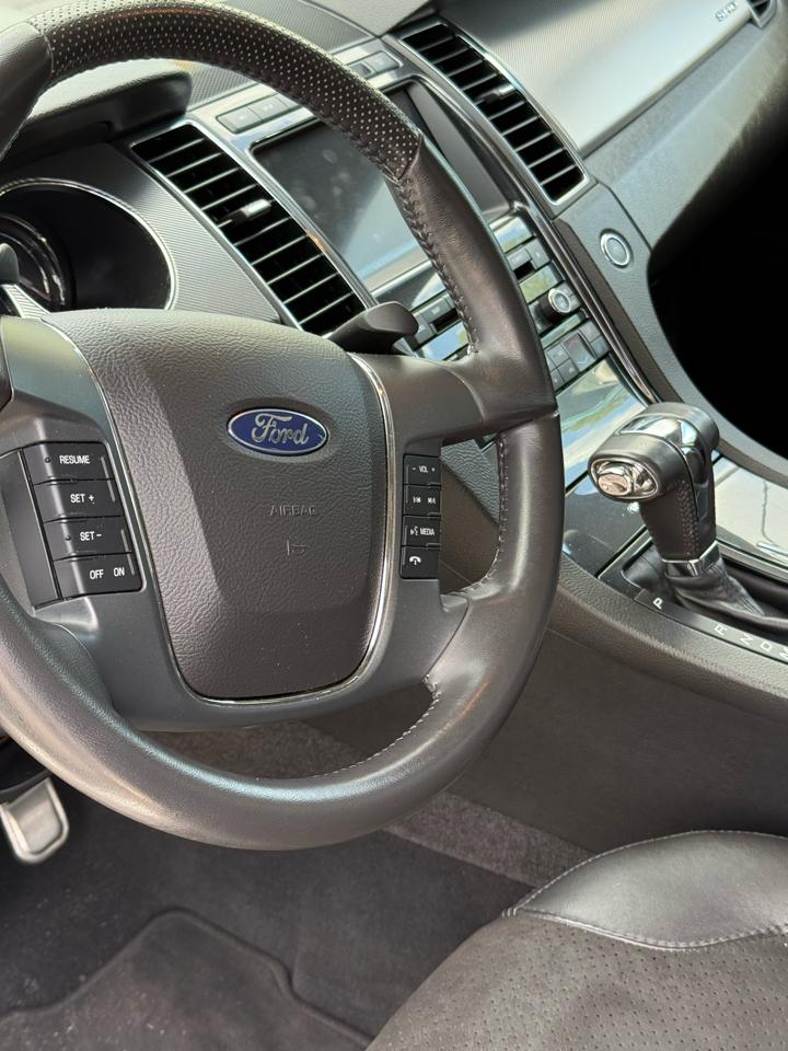 Ford Taurus SHO AWD 2011