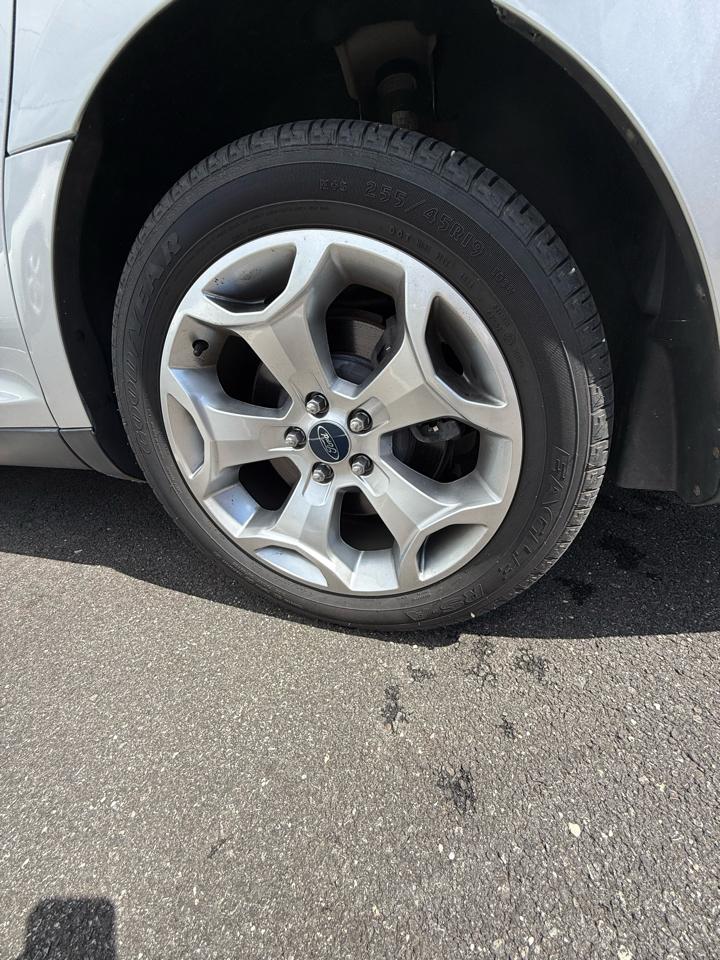 Ford Taurus SHO AWD 2011